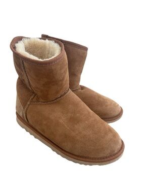 UGG Down Under Sheepskin Boots Brown Short Classic Australia Made Women’s 9